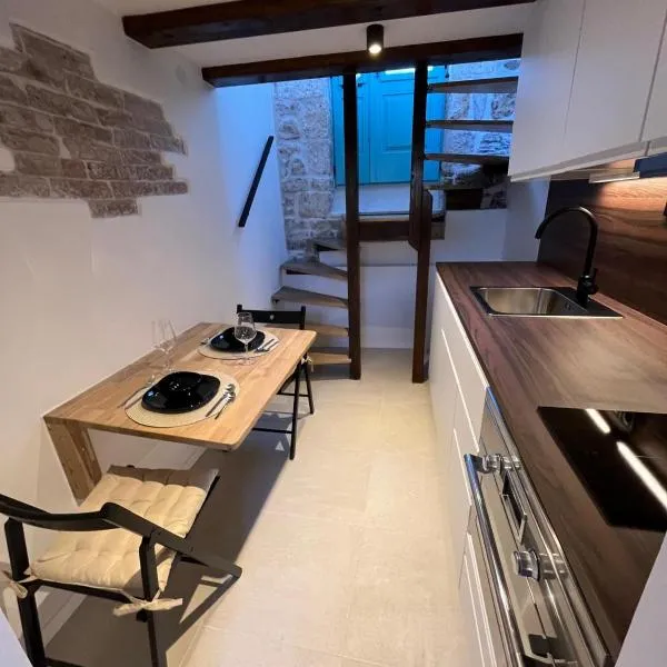 Brisa Vis Studio, hotel v destinaci Vis