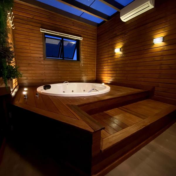 Chalé Rústico com Piscina Aquecida e Hidro - Foto 3