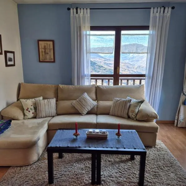 Inmocyma Cerler-Prados de Velarta A 3 3, Hotel in Aramón Cerler