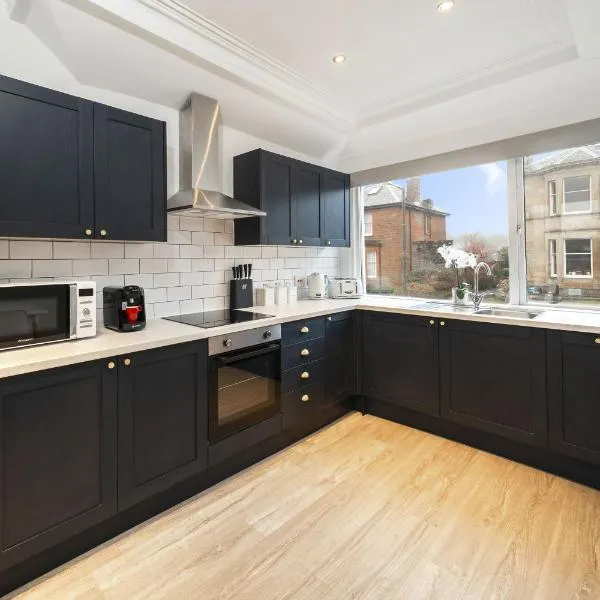 Cross Road Apartment, hotel in Paisley