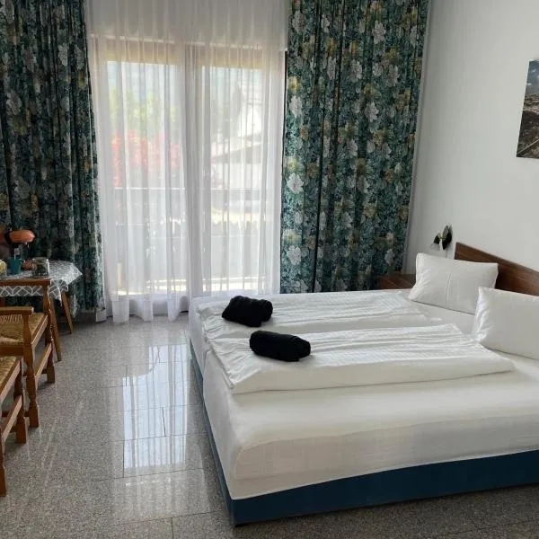 im MITanond schlafen - das Ferienhaus am Keutschachersee, hotel v destinaci Plaschischen