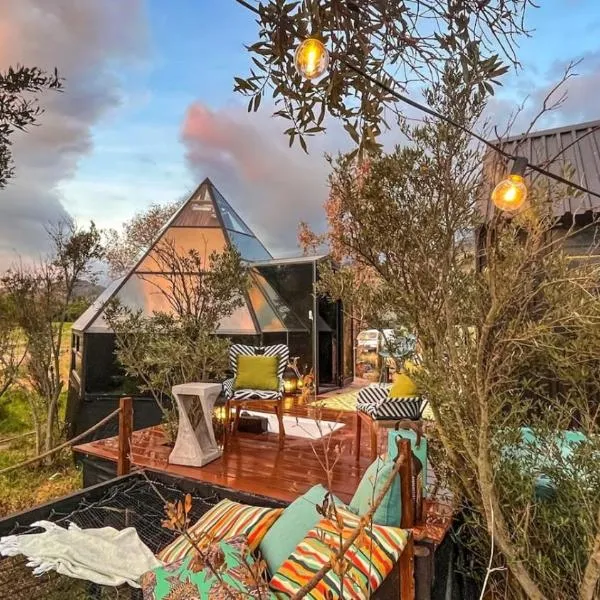 The Glass Teepee By Once Upon A Dome、フランシュホークのホテル