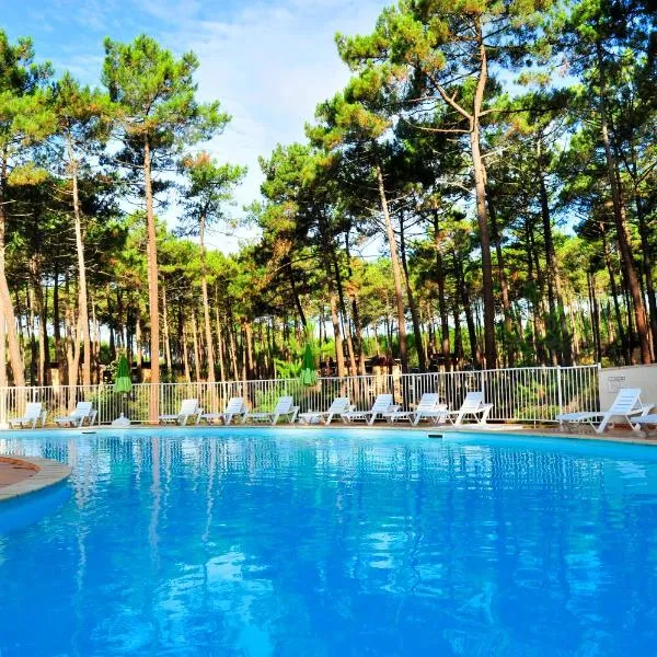VTF Les Bruyères, hotel v destinaci Maubuisson
