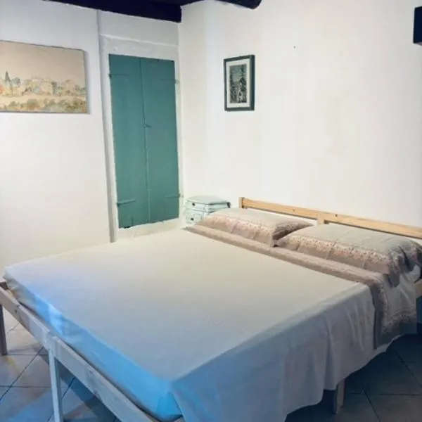 Al Castello, hotel in Valeriano Lunense