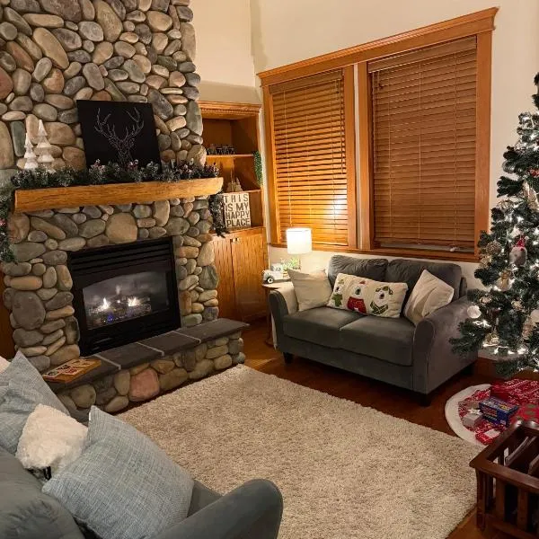 Gone Ski 'Inn, hotel em Big White