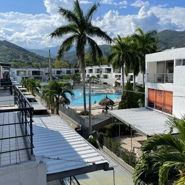 Apartasol privado Santa Fe de Antioquia, hotel in Santa Fe de Antioquia