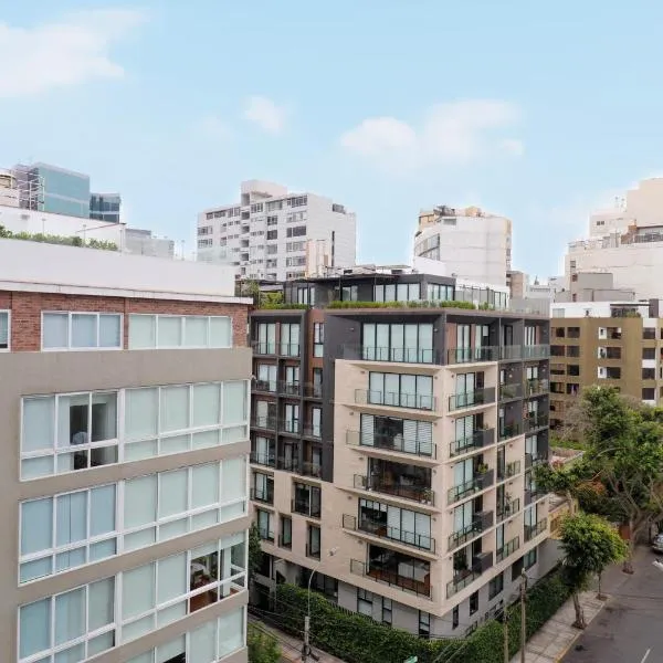Liven Suites Near Malecon in Miraflores by Wynwood House, hótel í Lima