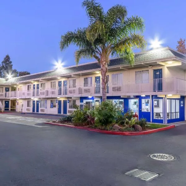 Motel 6 Hayward, CA- Silicon Valley Gateway, ξενοδοχείο σε Hayward