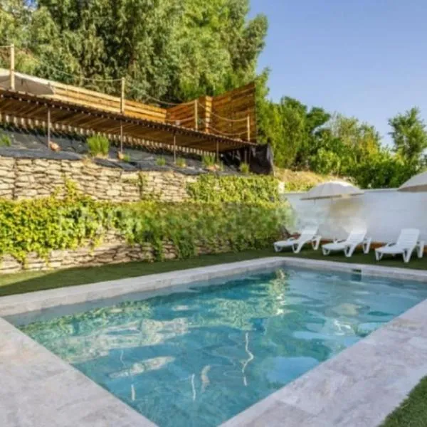Adriana's Hill, hotel di Villamartín
