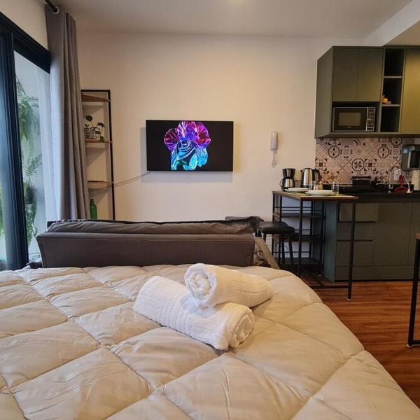 Studio Novo no Centro - Terraço com Vista Incrível e Jacuzzi - IS Consolação - Foto 3
