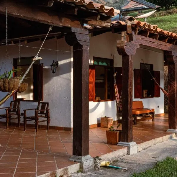 Hotel Cacaobetulia, hotel di Maceo