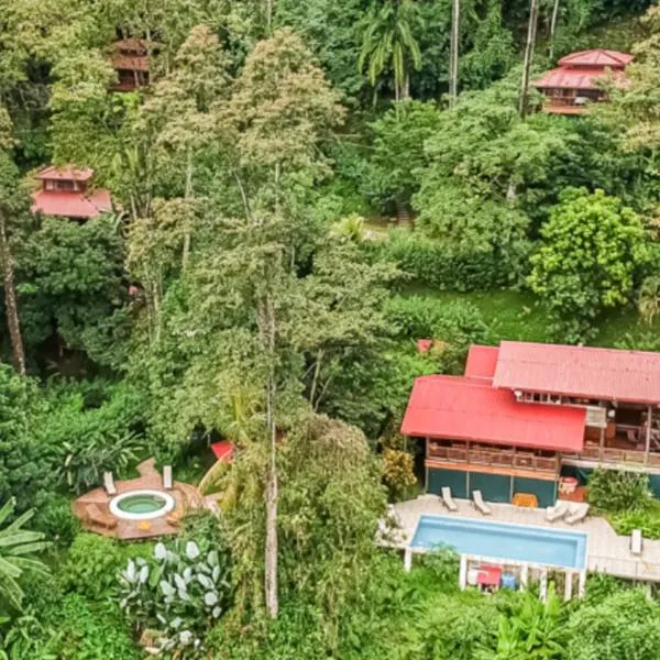 Samasati Rainforest Bungalows, hotel v destinaci Talamanca