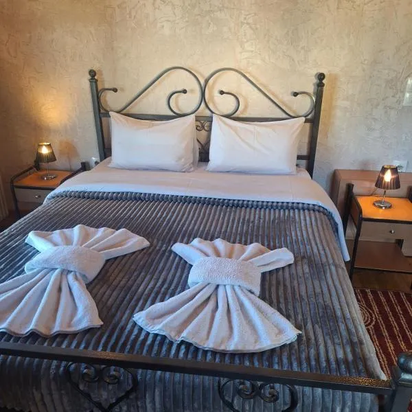 Ξενώνας Ορεάδες, hotel v destinaci Ano Trikala