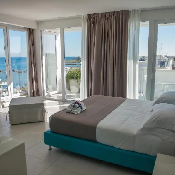 Hotel Cicò, hotel v destinácii Torre Santa Sabina