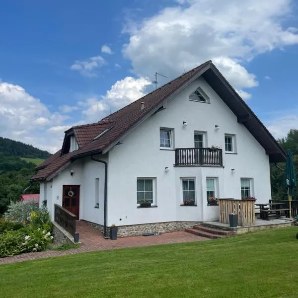 Penzion Nad Kapličkou, hotel v destinaci Milínov