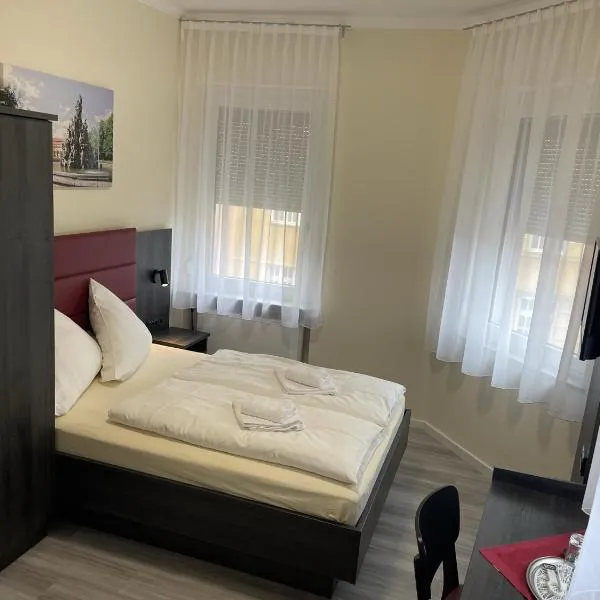 Hotel König Humbert, hotel v destinaci Erlangen