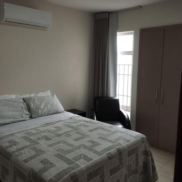 Apto aconchegante em local nobre com garagem - Foto 2