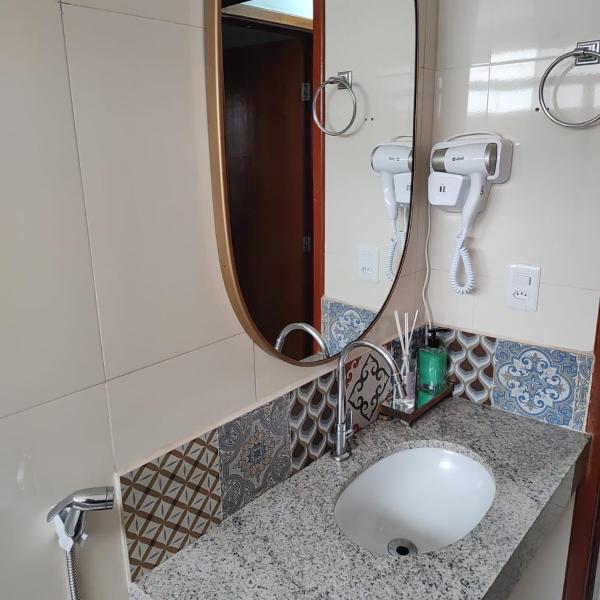 Apto aconchegante em local nobre com garagem - Foto 3