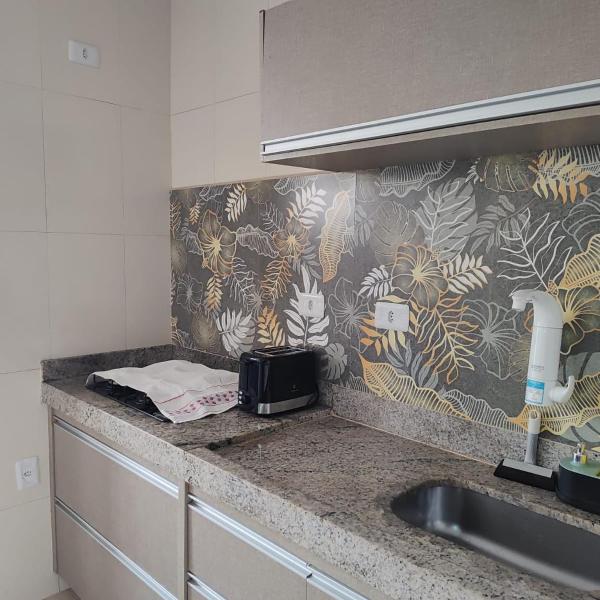 Apto aconchegante em local nobre com garagem - Foto 4