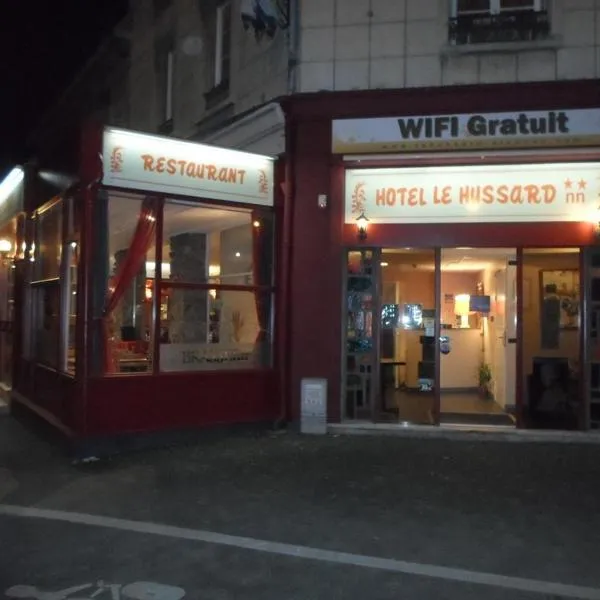 Hôtel Le Hussard – hotel w mieście Alençon