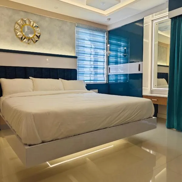 Evara - Premium Fully AC - 3BHK Luxury Apartment with Style, hotel in Trivandrum