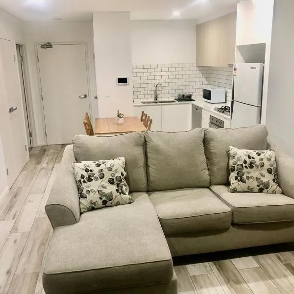 One bedroom Oasis in Strathfield, hotel in Sydney