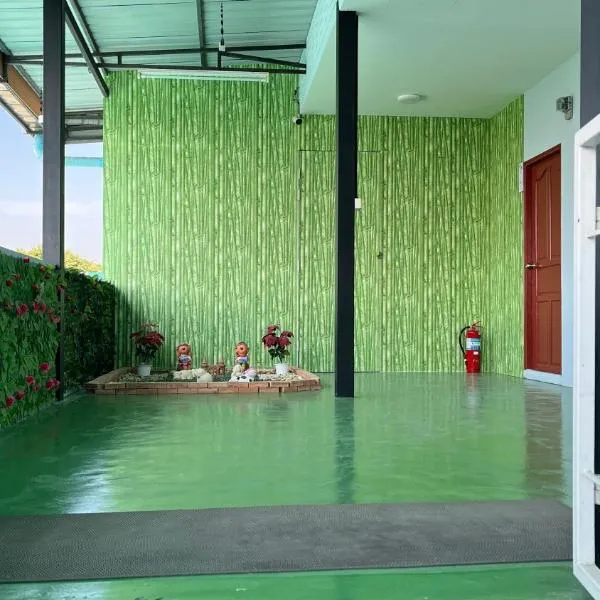 กุลทีปโฮสเทล, ξενοδοχείο σε Pathum Thani