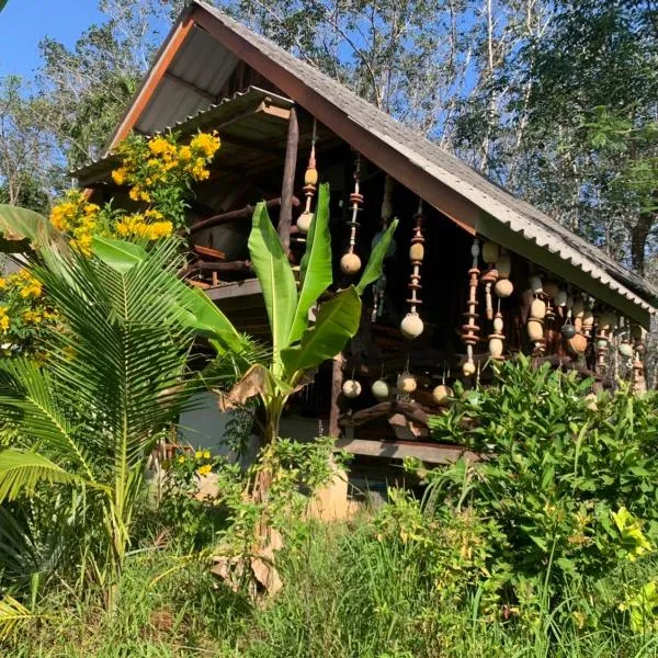 Fruit villa, hotel in Ko Phayam