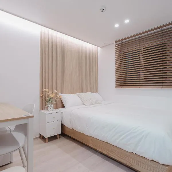 Elly stay, hotel in Seoul
