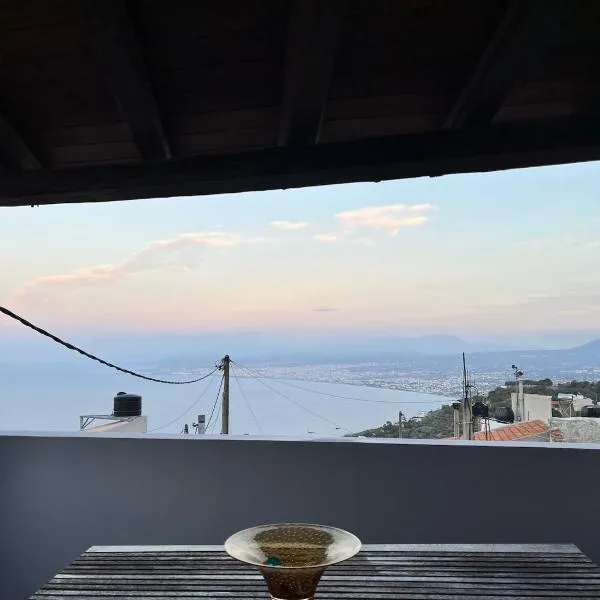 Azure Loft, hotel in Rodia