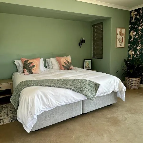 Stylish Cottage on secure estate, hotel v destinaci Howick