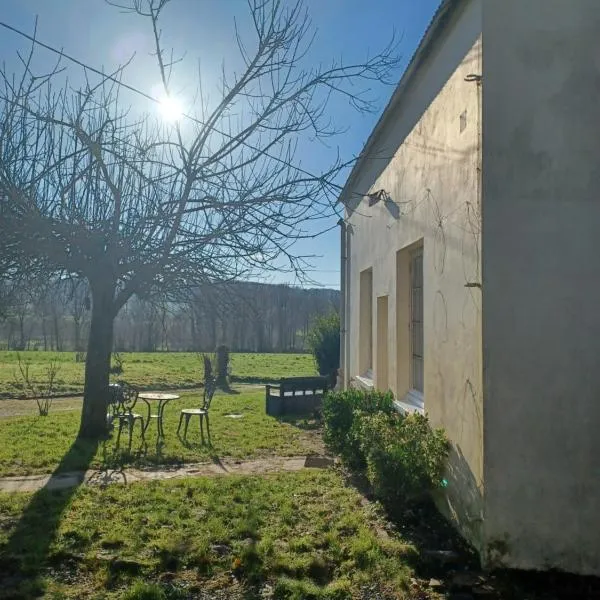 Gite Fontenelles – hotel w mieście Sourdeval
