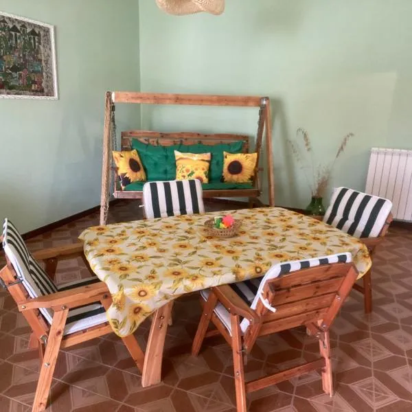 Raggio di Sole Casa vacanze Caulonia Marina a 800m dalla spiaggia, hotel v destinaci Caulonia Marina