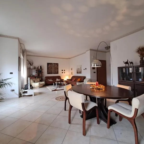 2 Giugno House, hotel a Bari