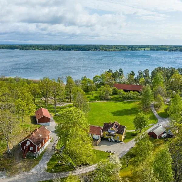 Gula Villan apartment, hotel in Västervik