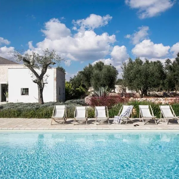 Villas with pool at Ostuni, hotel in Carovigno