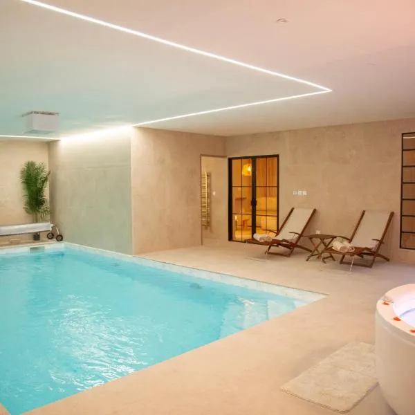 Bonica Spa, Exceptionnel, piscine intérieure, spa, sauna et Parking privé, hotel v destinaci Sallaumines