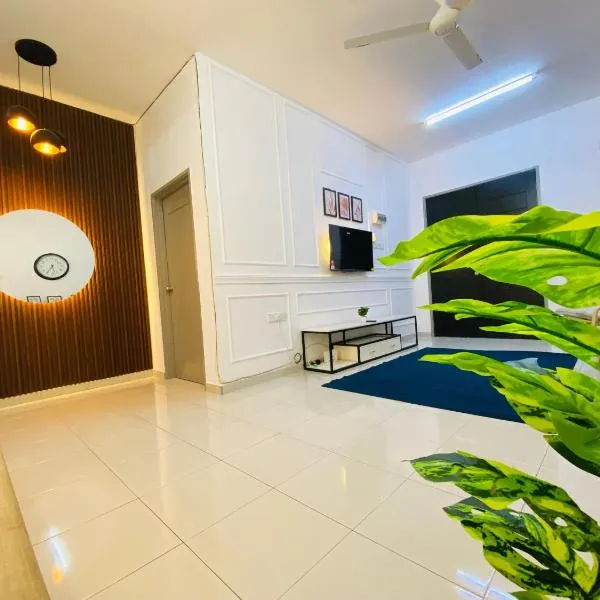 Alyn Home Batu Pahat VII Netflix Wifi Coway、バトゥパハのホテル