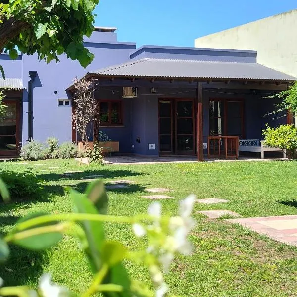 refugioverdelobos, hotel in Lobos