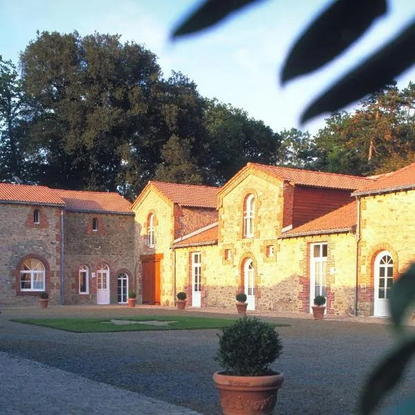 B&B Domaine de La Corbe, hotel in Château-Guibert