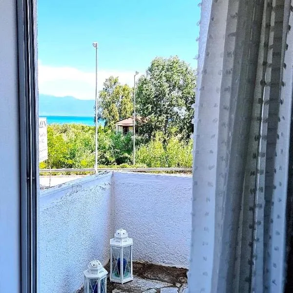 Gentle Breeze apartment, hotel in Kamena Vourla