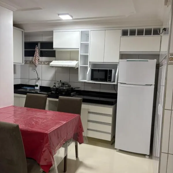 Central apartamento Flor de Cheiro, hotel v destinaci Fortaleza