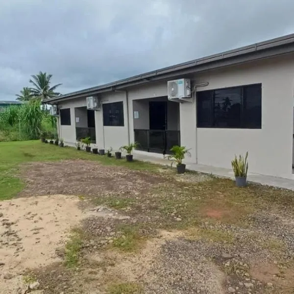 Prasad Apartments, hotel v Labase