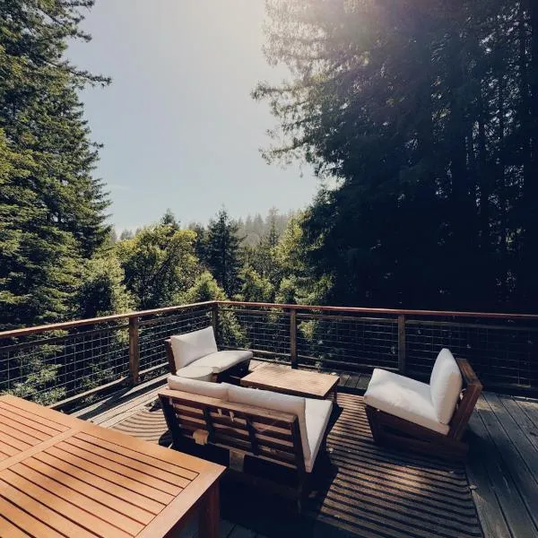 Evergreen Escape, hotel em Felton