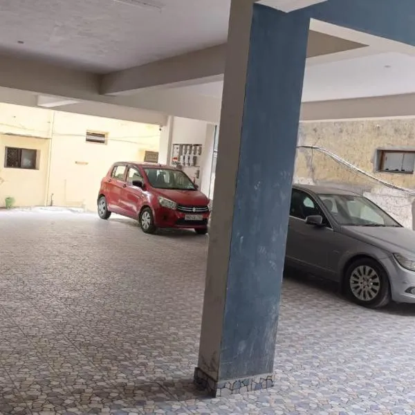 Redstone Service Apartment - T Nagar Near Us Consulate, hotel in Chennai