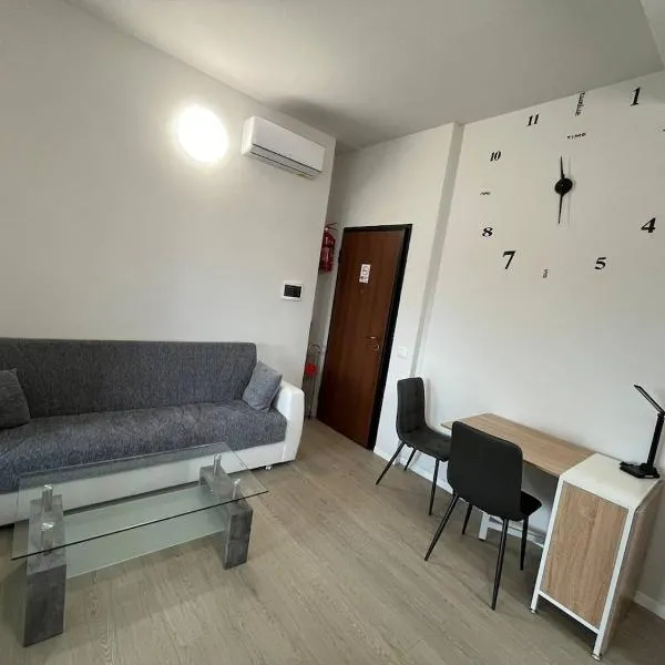 Gaelle Voghera apartment, hotel in Voghera