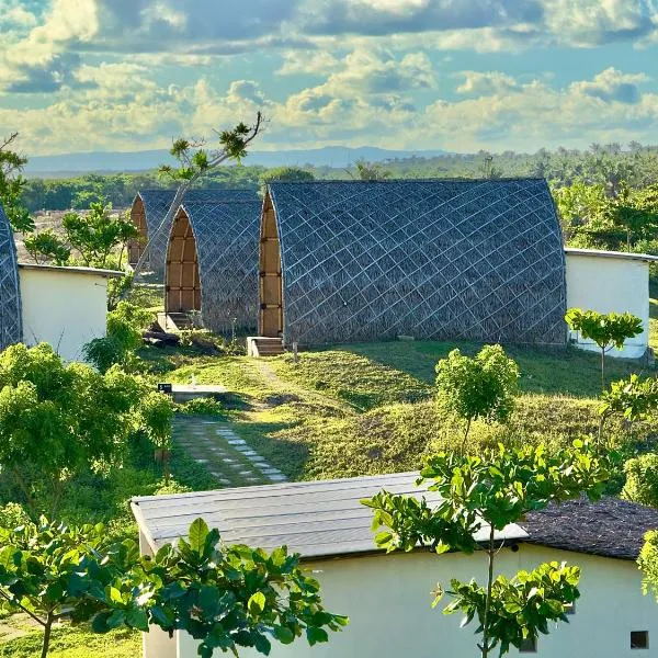 MareCoves Resort & Glamping, ξενοδοχείο σε Cilangkahan