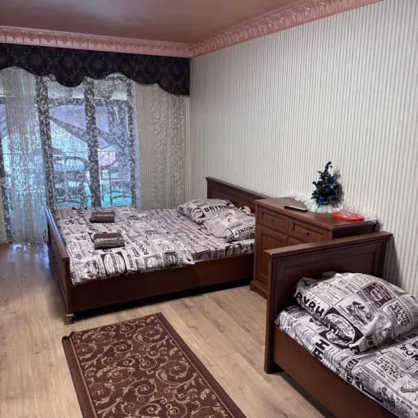 Отель біля озера, hotel a Mukačevo