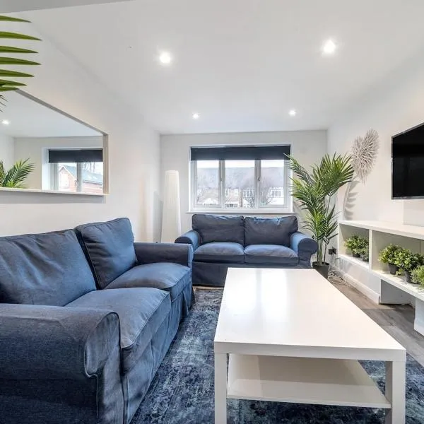 2 Double Bed apartment 4 guests, hotel v destinaci Fleet