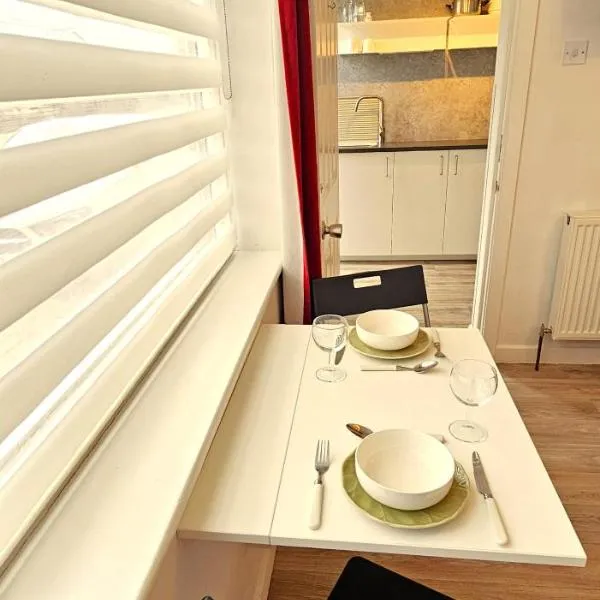 Seven Seas Beach Retreat Studio Flat, hotel v destinaci Birchington